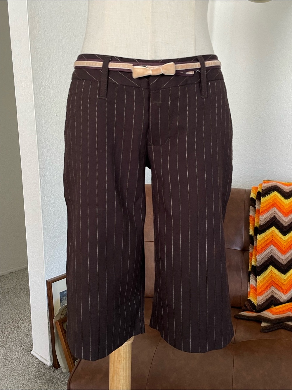 Y2K Volcom Striped Belted Capri Shorts